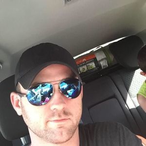 Meet your Posher, Philip